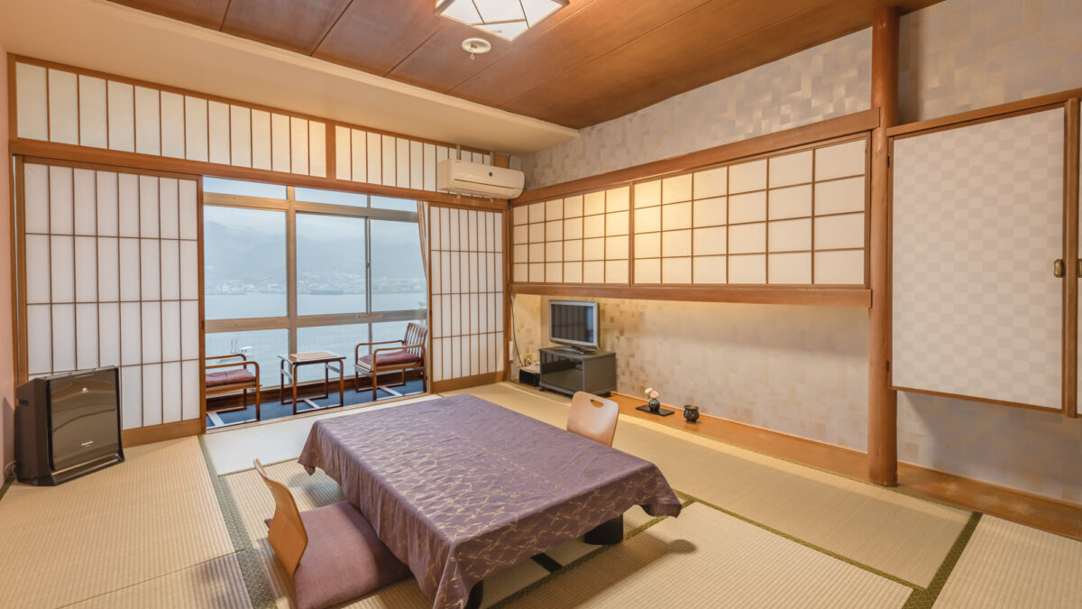 Awaji-shima Kaijo Hotel|淡路島福良灣・鹽崎溫泉與御食國會席 photo