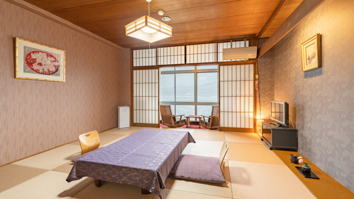 Awaji-shima Kaijo Hotel|淡路島福良灣・鹽崎溫泉與御食國會席 photo