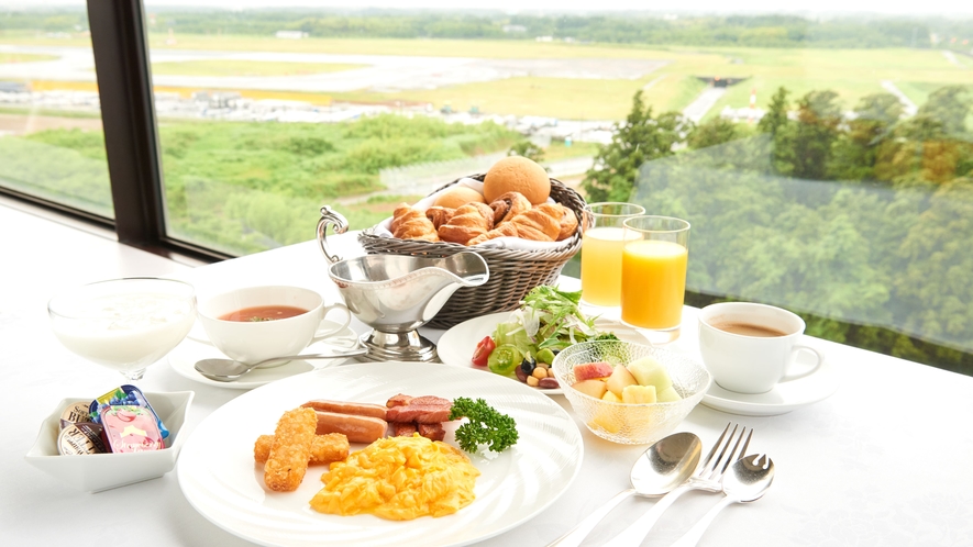 Marroad International Hotel Narita｜成田機場飯店・接駁巴士與跑道景 photo