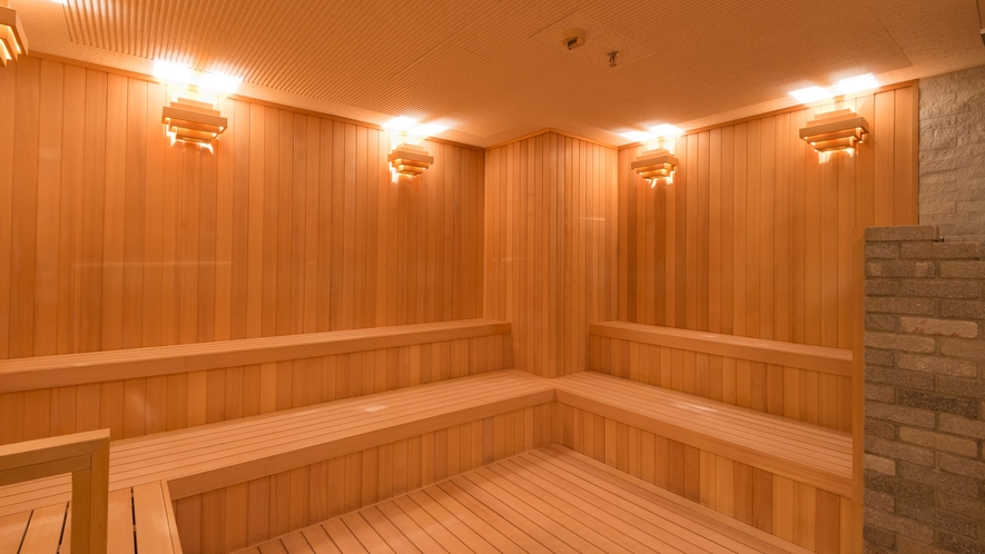 Marroad International Hotel Narita｜成田機場飯店・接駁巴士與跑道景 photo