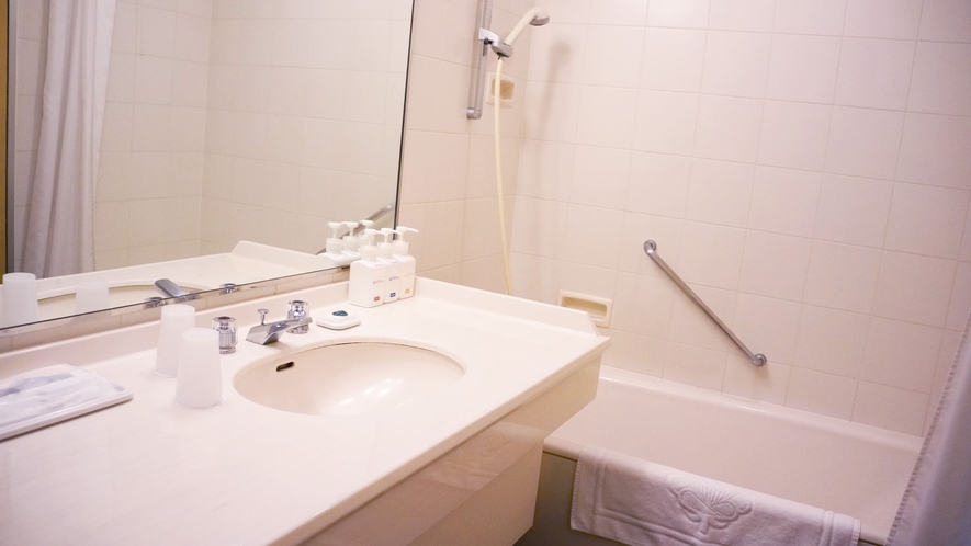 Marroad International Hotel Narita｜成田機場飯店・接駁巴士與跑道景 photo