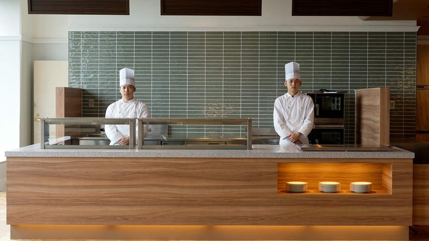 Marroad International Hotel Narita｜成田機場飯店・接駁巴士與跑道景 photo