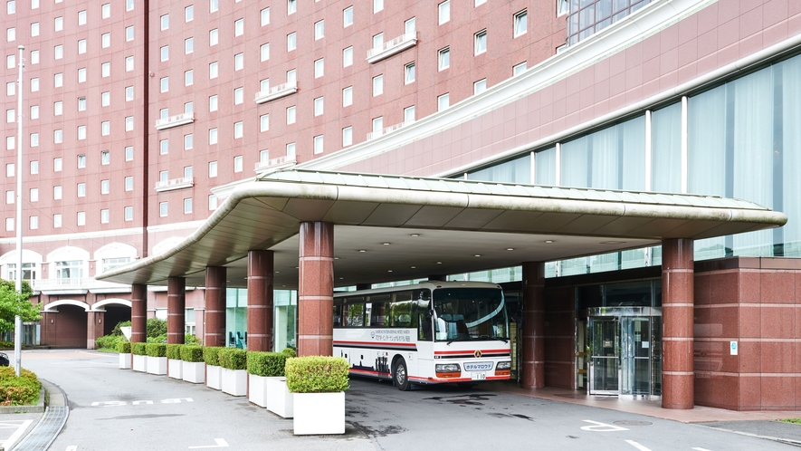 Marroad International Hotel Narita｜成田機場飯店・接駁巴士與跑道景 photo