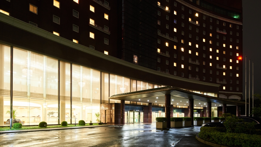 Marroad International Hotel Narita｜成田機場飯店・接駁巴士與跑道景 photo