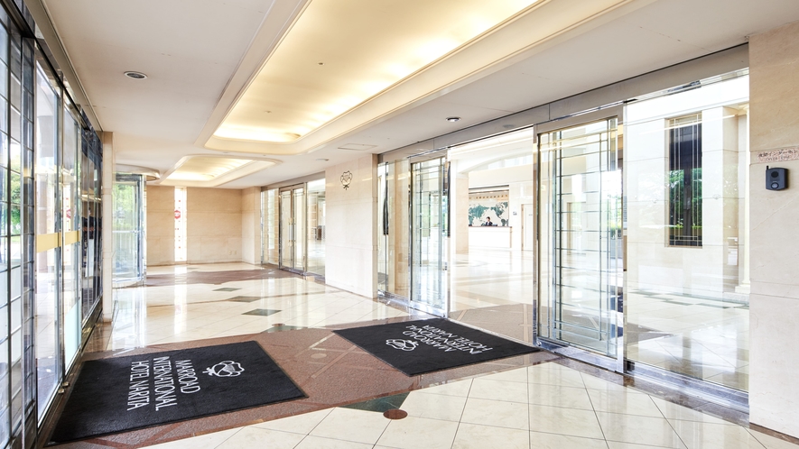 Marroad International Hotel Narita｜成田機場飯店・接駁巴士與跑道景 photo