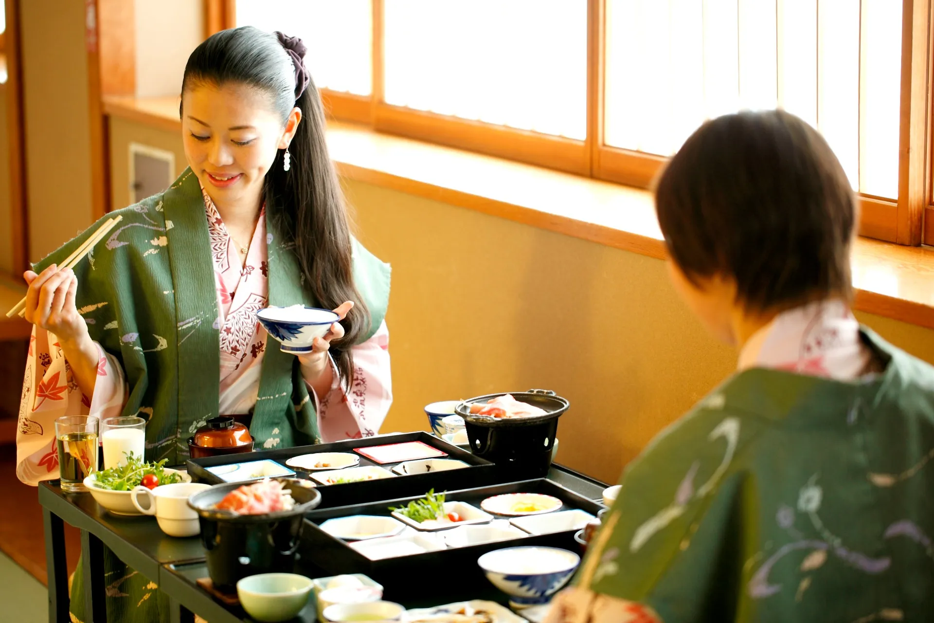 横谷温泉旅館|蓼科・横谷渓谷の黄金色の自家源泉と露天風呂 photo