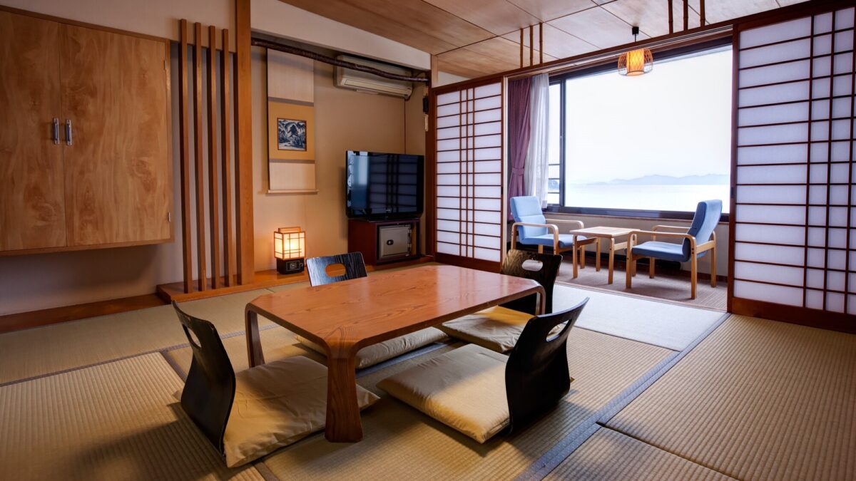 Yunoko Onsen Sea and Sunset photo