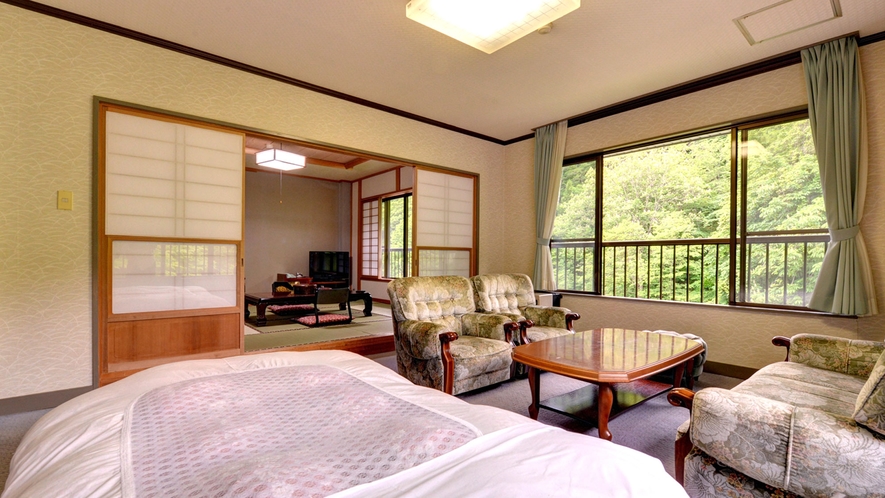 二岐温泉 柏屋旅館｜5つの源泉と足元自噴巌風呂の秘湯宿 photo