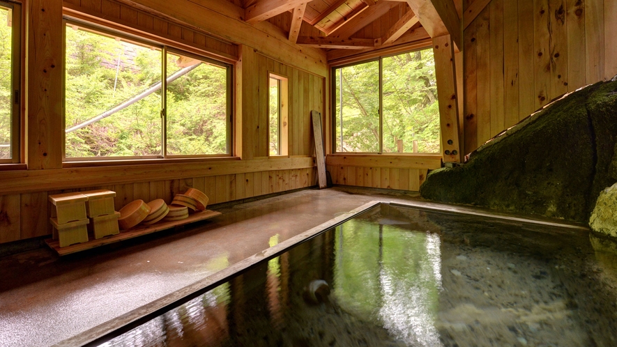 二岐温泉 柏屋旅館｜5つの源泉と足元自噴巌風呂の秘湯宿 photo
