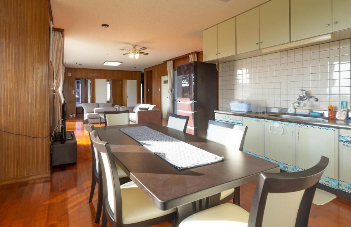 Guesthouse Akoka|石垣島住宿・底地海灘與觀光計程車據點 photo