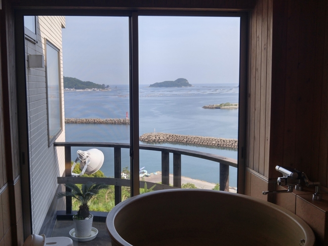 Shioka No Yado Takahiraya｜北浦海景小旅館 / 3間客房與海鮮山珍 photo