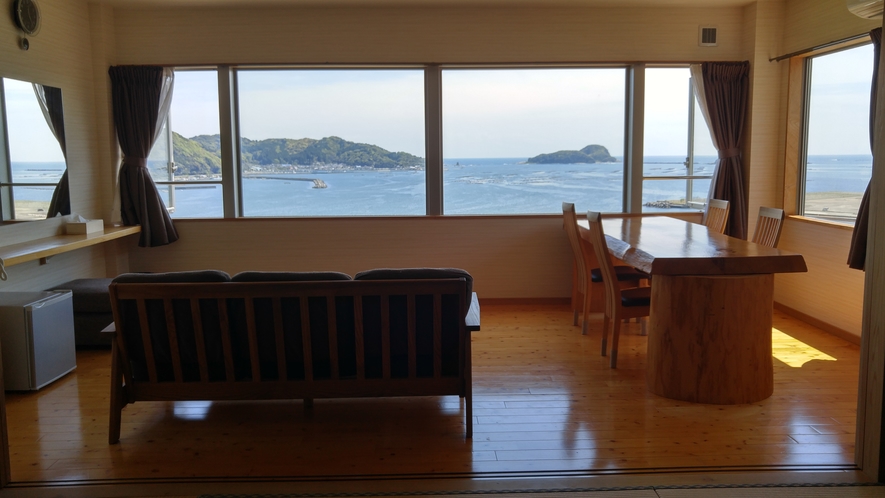 Shioka No Yado Takahiraya｜北浦海景小旅館 / 3間客房與海鮮山珍 photo