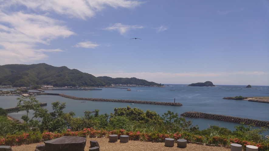 Shioka No Yado Takahiraya｜北浦海景小旅館 / 3間客房與海鮮山珍 photo