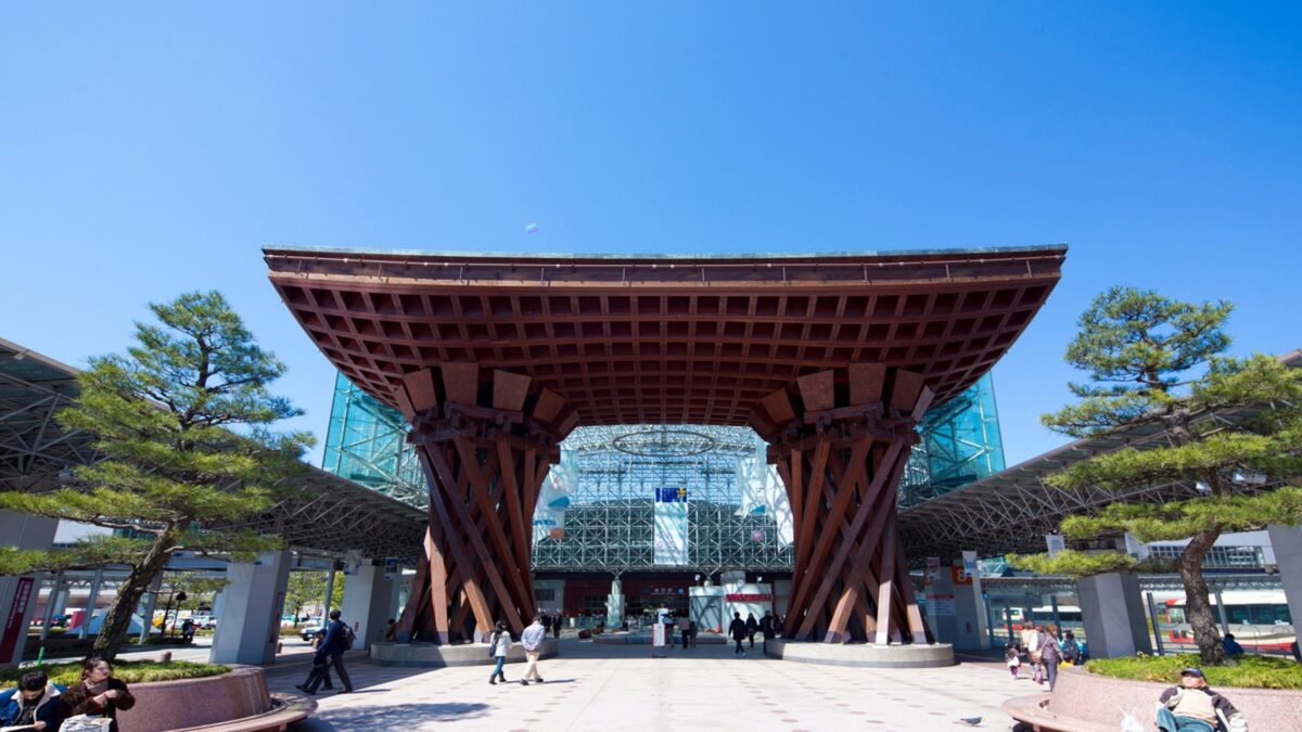 金沢駅鼓門