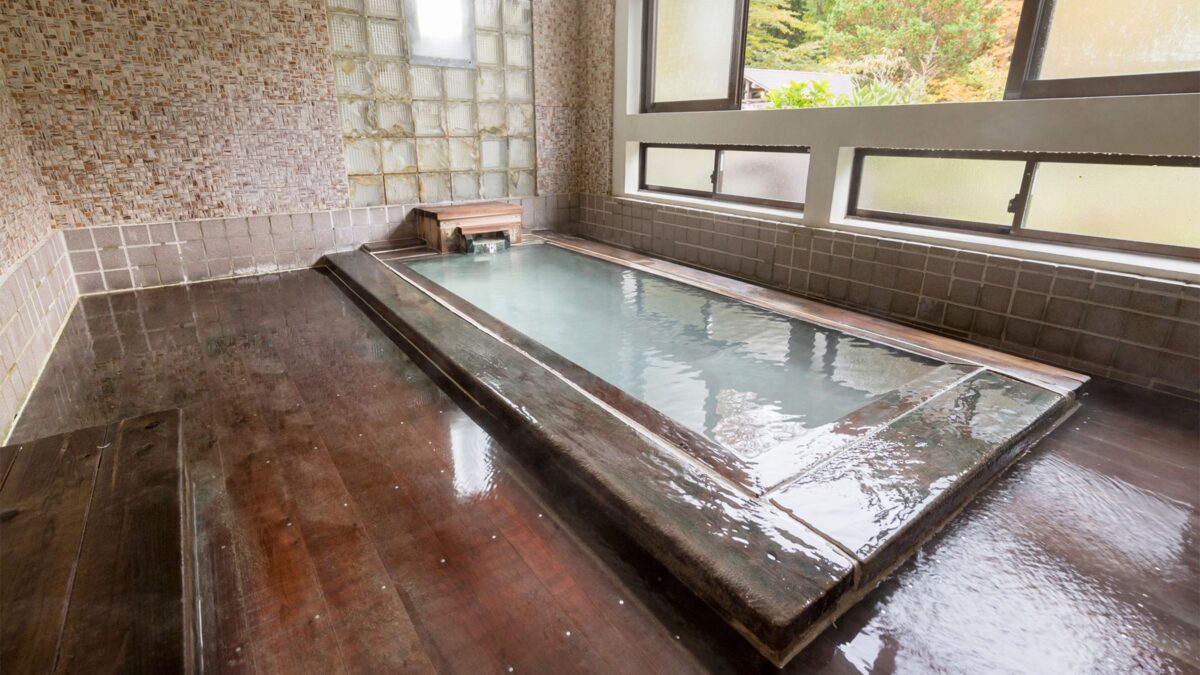 中ノ沢温泉　磐梯西村屋