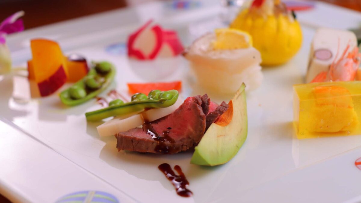 奥ゆのひら　花灯り