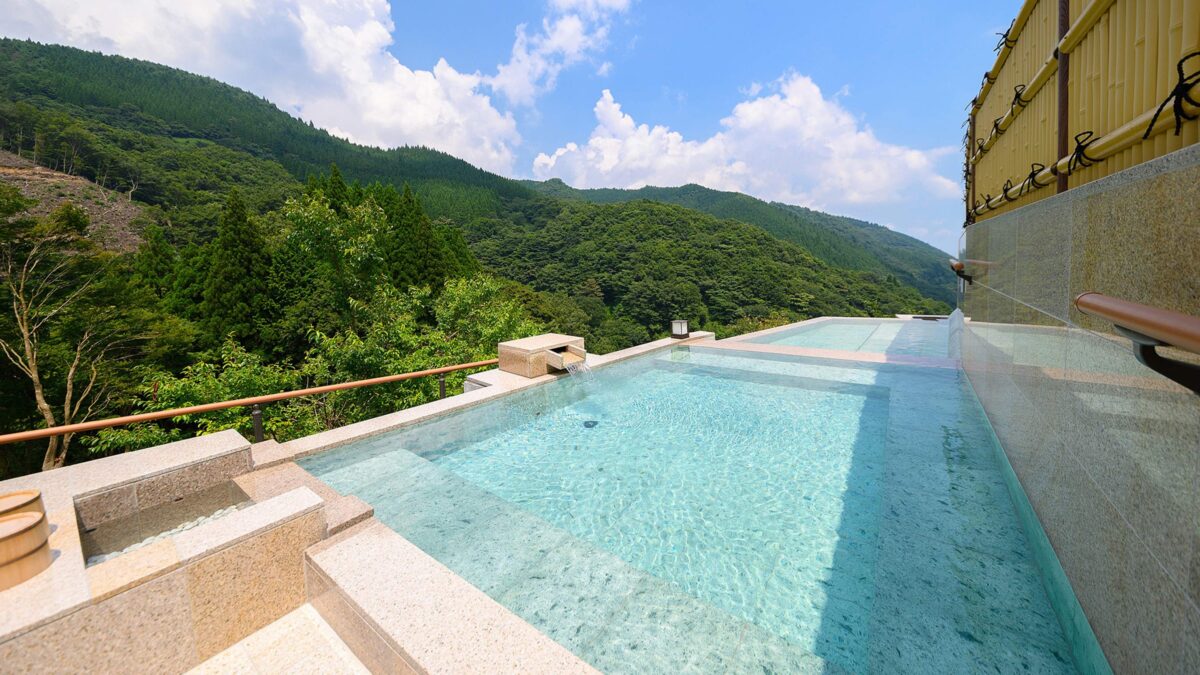 奥ゆのひら　花灯り