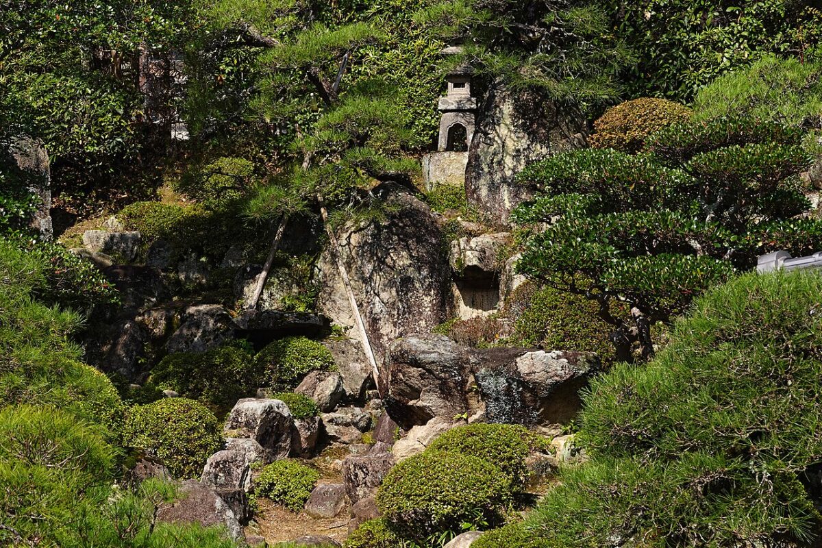 寒松庭の石組