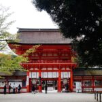 下鴨神社 観光ガイド|糺の森と賀茂御祖神社の神話を歩く
