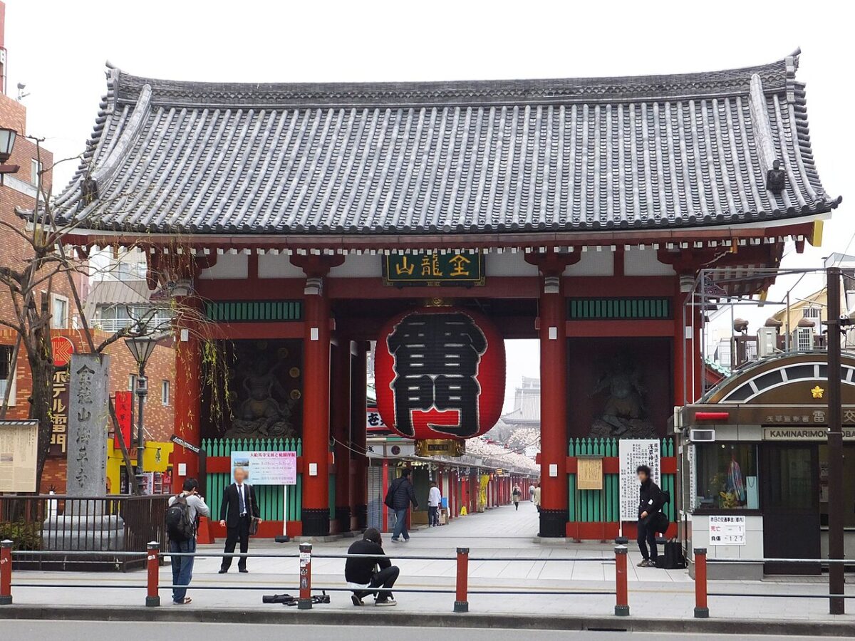 浅草寺 観光ガイド|推古36年の観音示現と江戸の門前町を歩く