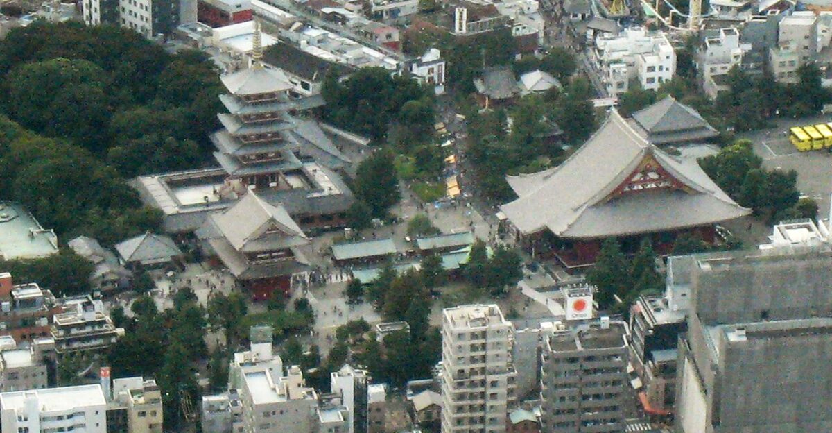東京スカイツリーから見た浅草寺