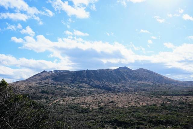 三原山