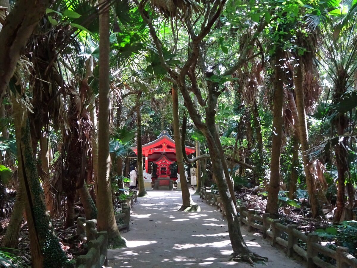 青島神社