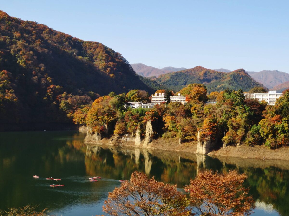 猿京溫泉地區（赤谷湖等）