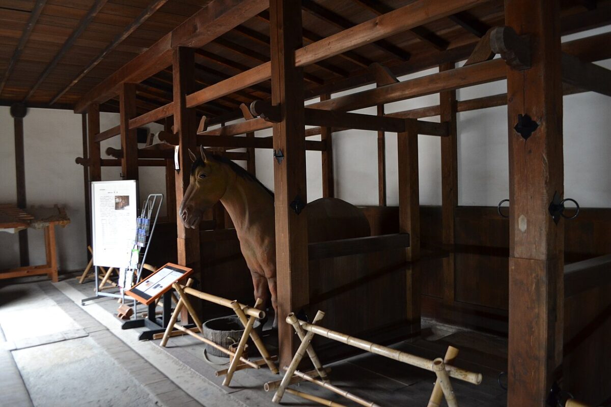 彦根城の馬屋