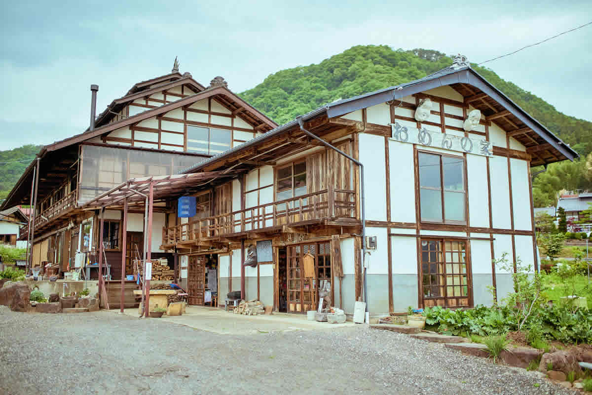 農園民宿かかし|群馬県みなかみ町の自然食・鉱泉風呂の民宿 photo