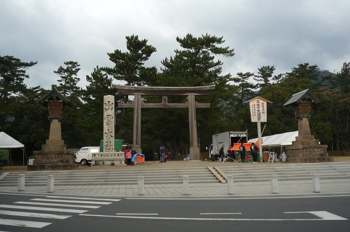 勢溜鳥居