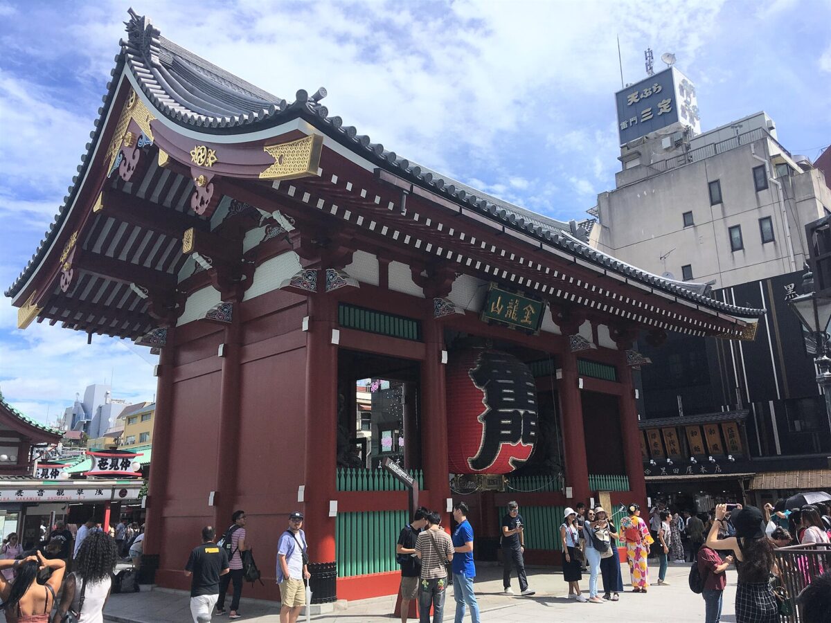 淺草寺雷門的大燈籠與入口