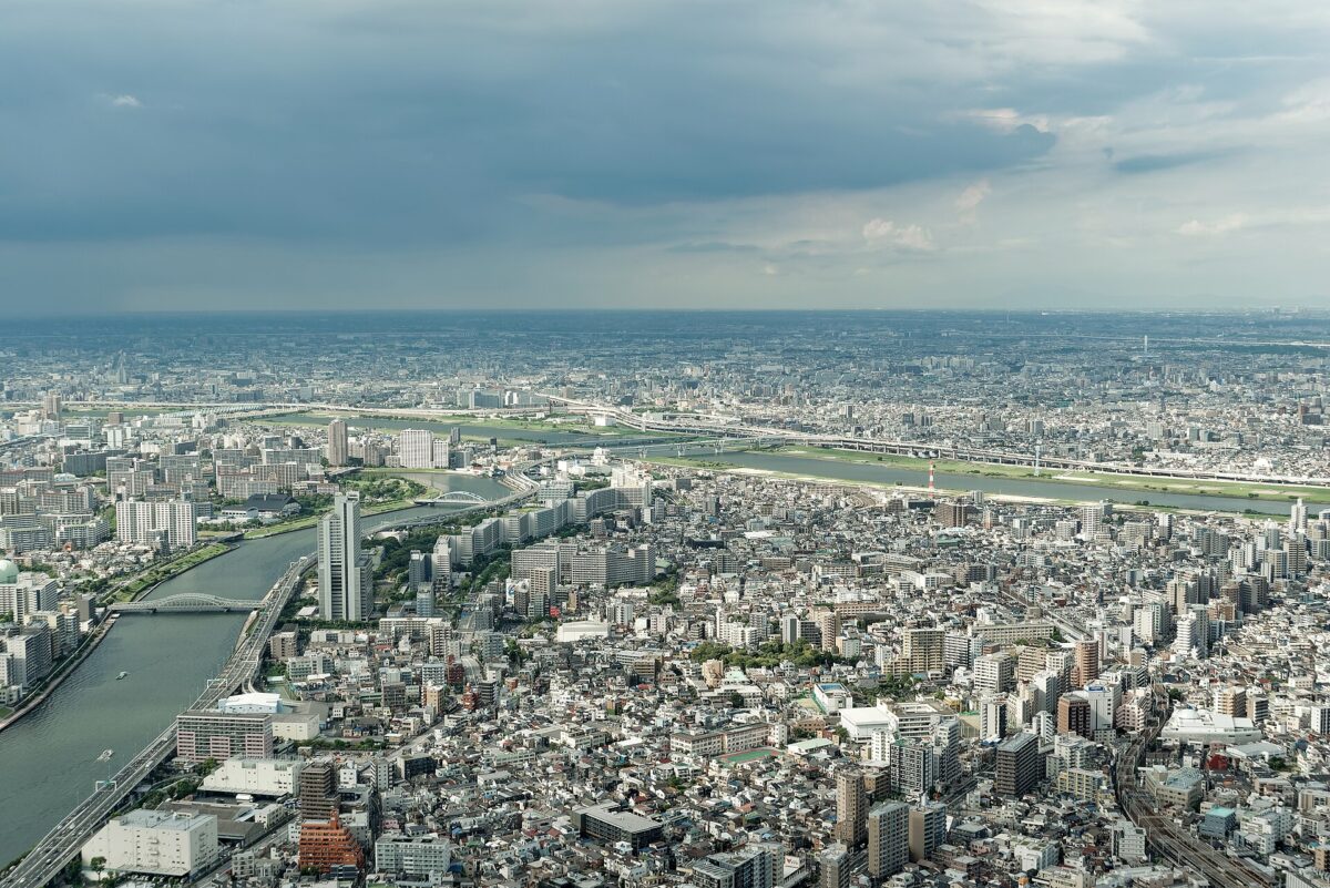 從東京晴空塔觀景台俯瞰東京與河川