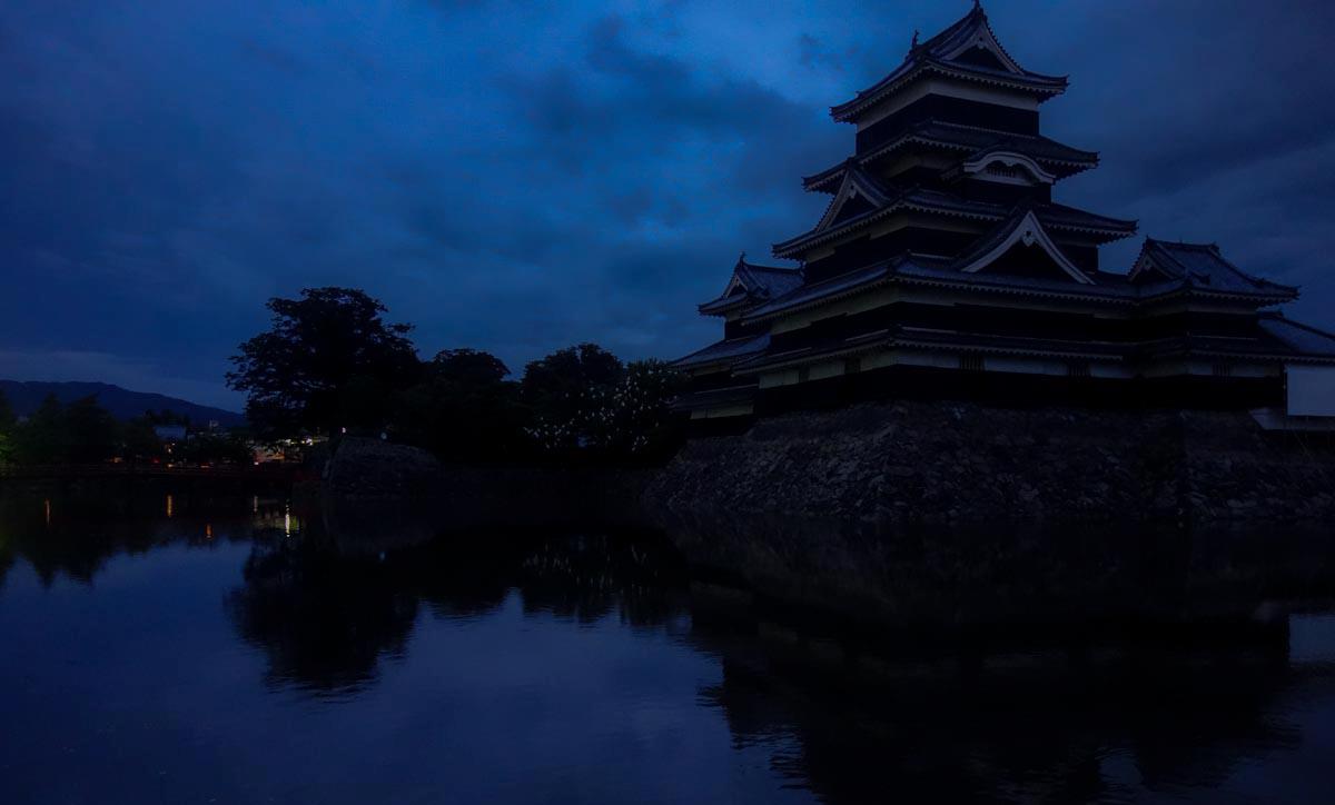 「烏城」夜景