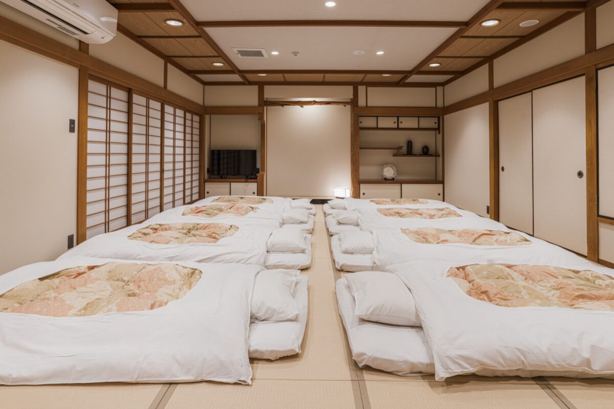 秋冬の日本温泉旅行ガイド｜紅葉・雪見・一泊二食の楽しみ方｜JEPSのイメージ