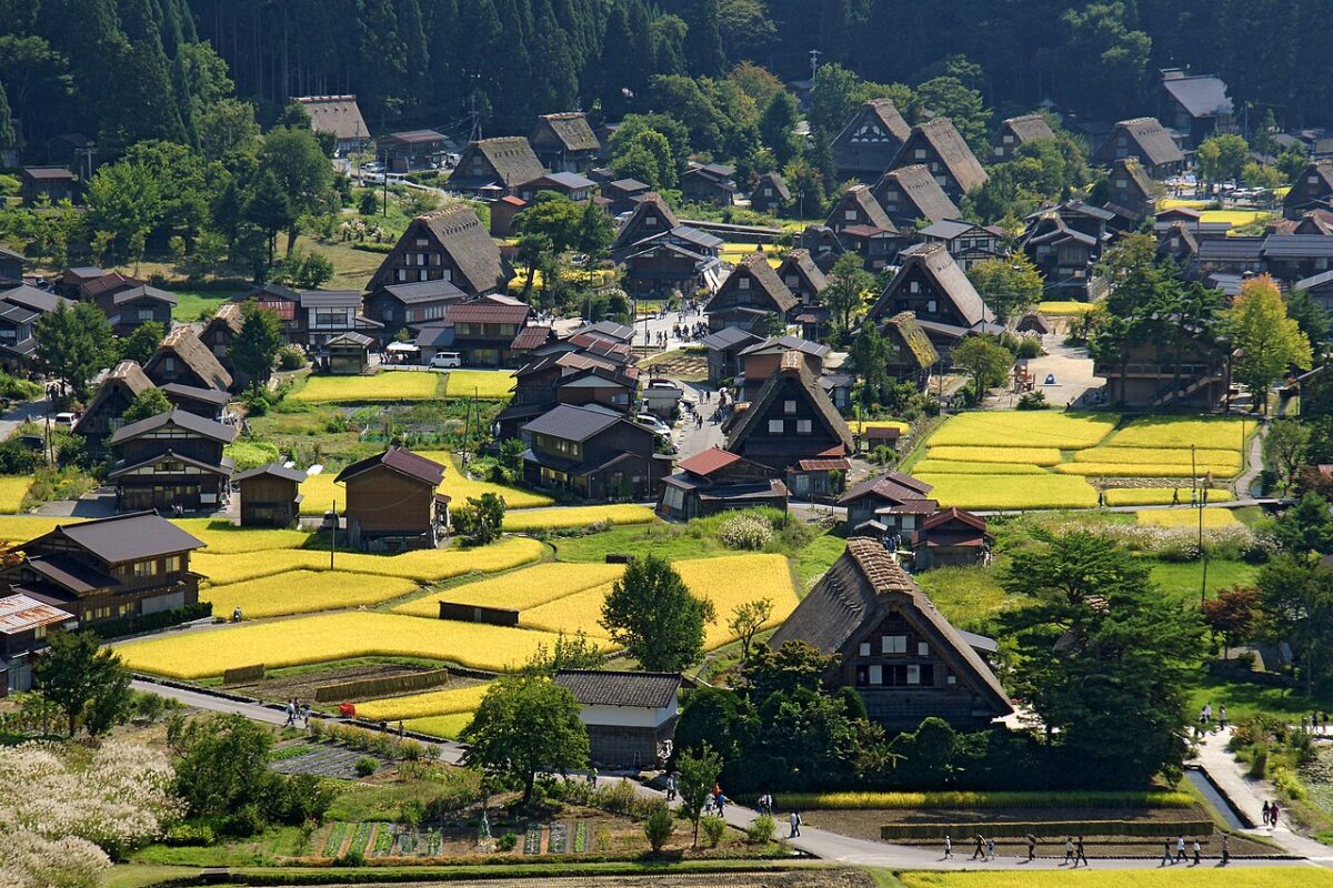 荻町聚落全景
