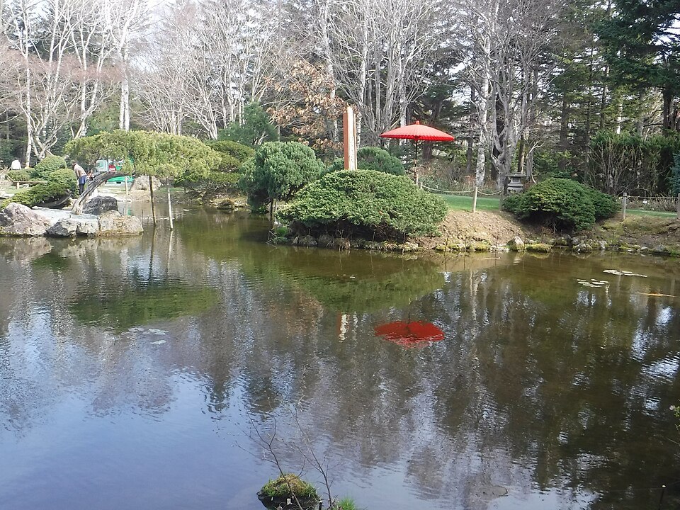 真鍋庭園