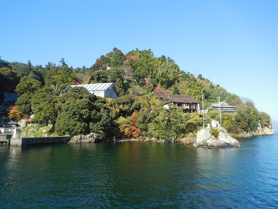竹生島