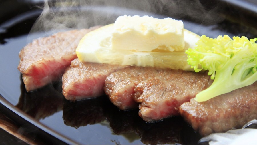 お料理～最上牛のステーキ