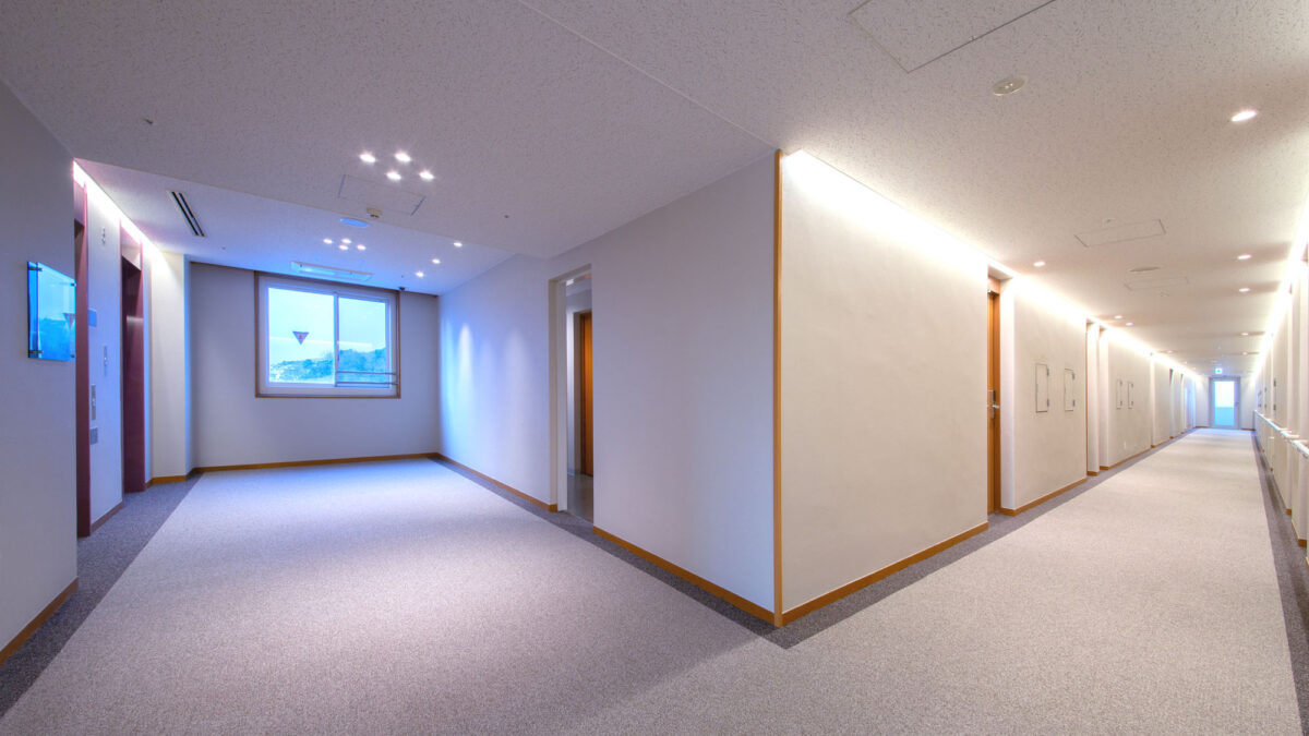 【久慈サンピア日立】廊下（ホテル棟）