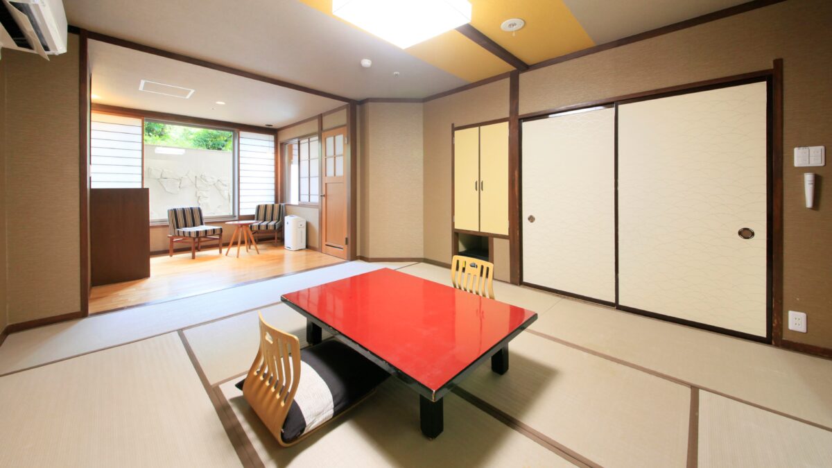 箱根湯本温泉 ホテル おかだ photo