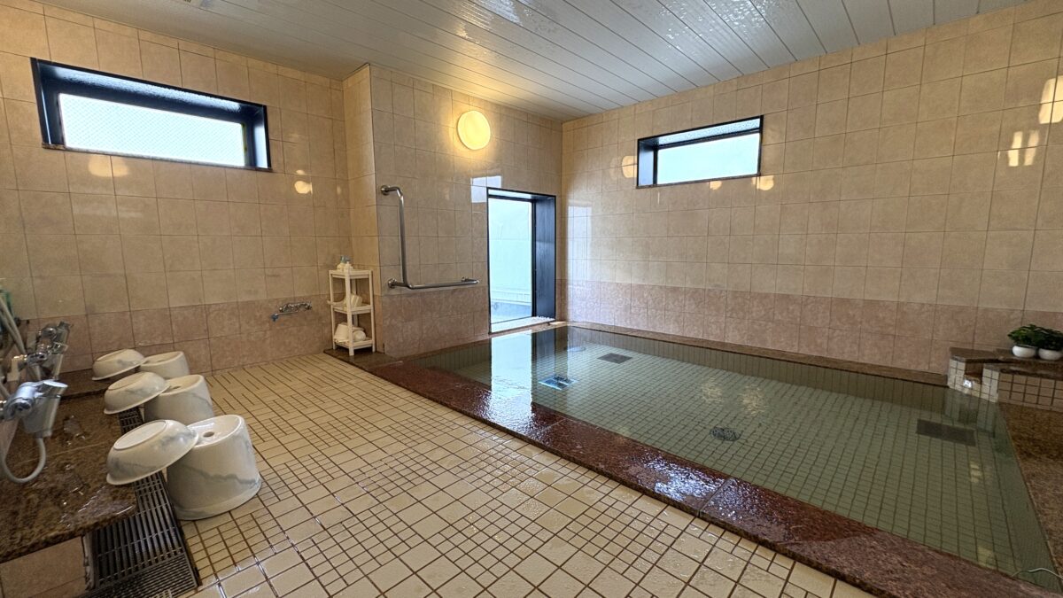 ホテルルートイン新居浜 photo