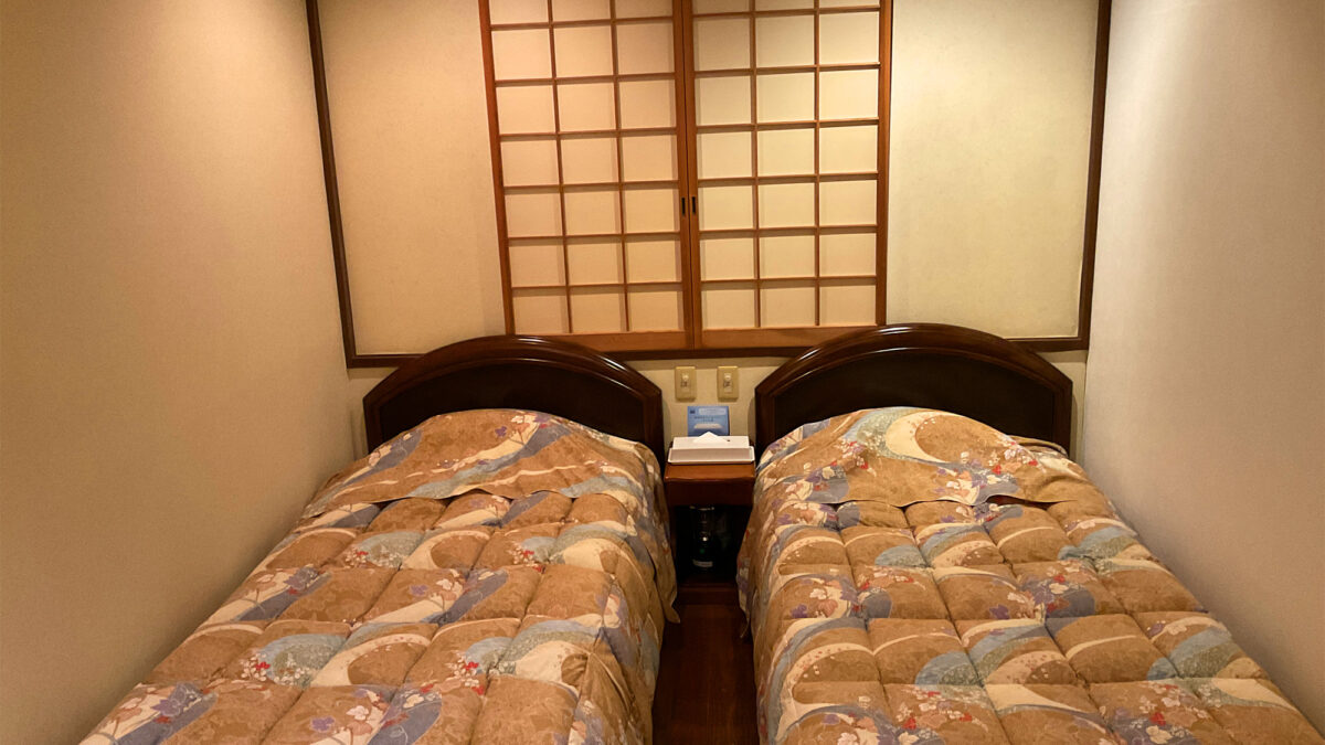 天然温泉と縄文の宿「まんてん」 ＜屋久島＞ photo