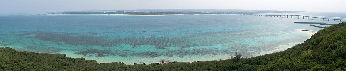 与那覇前浜ビーチ