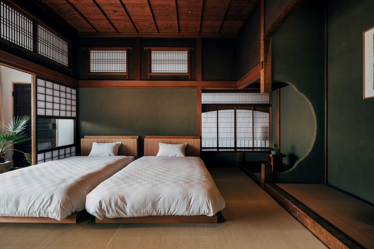 蔵サウナと文化財の宿 森長 photo