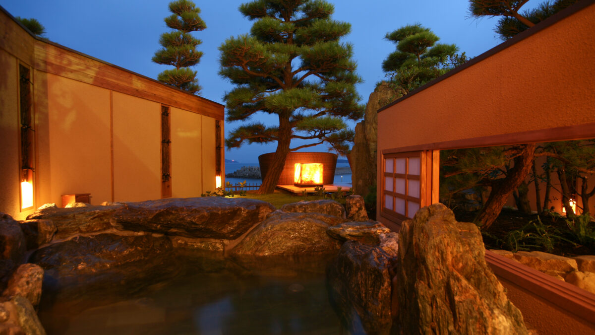 洲本溫泉 飯店ニューアワジ / Sumoto Onsen Hotel New Awaji photo