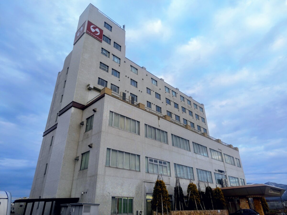 ニューグランドホテル＜山形県新庄市＞ photo