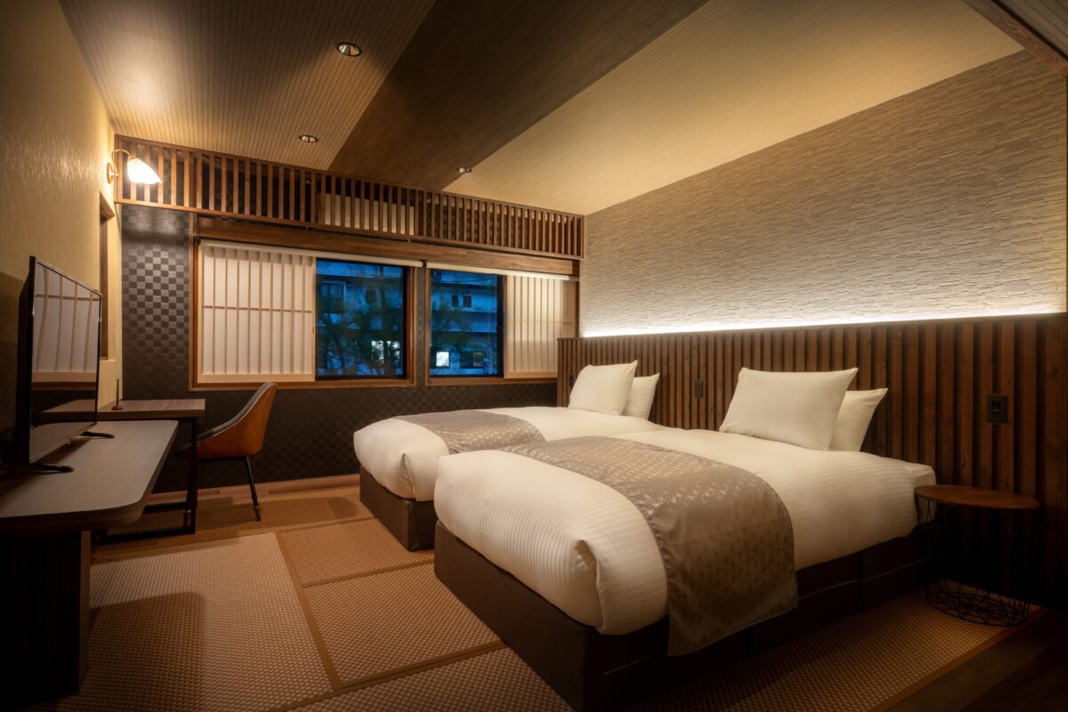 高湯温泉 安達屋 photo