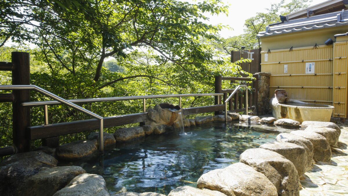 信貴山観光ホテル photo
