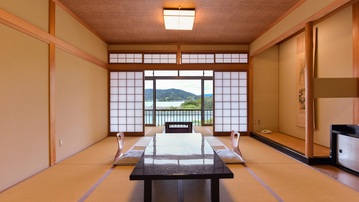 東郷温泉 湖泉閣 養生館 photo